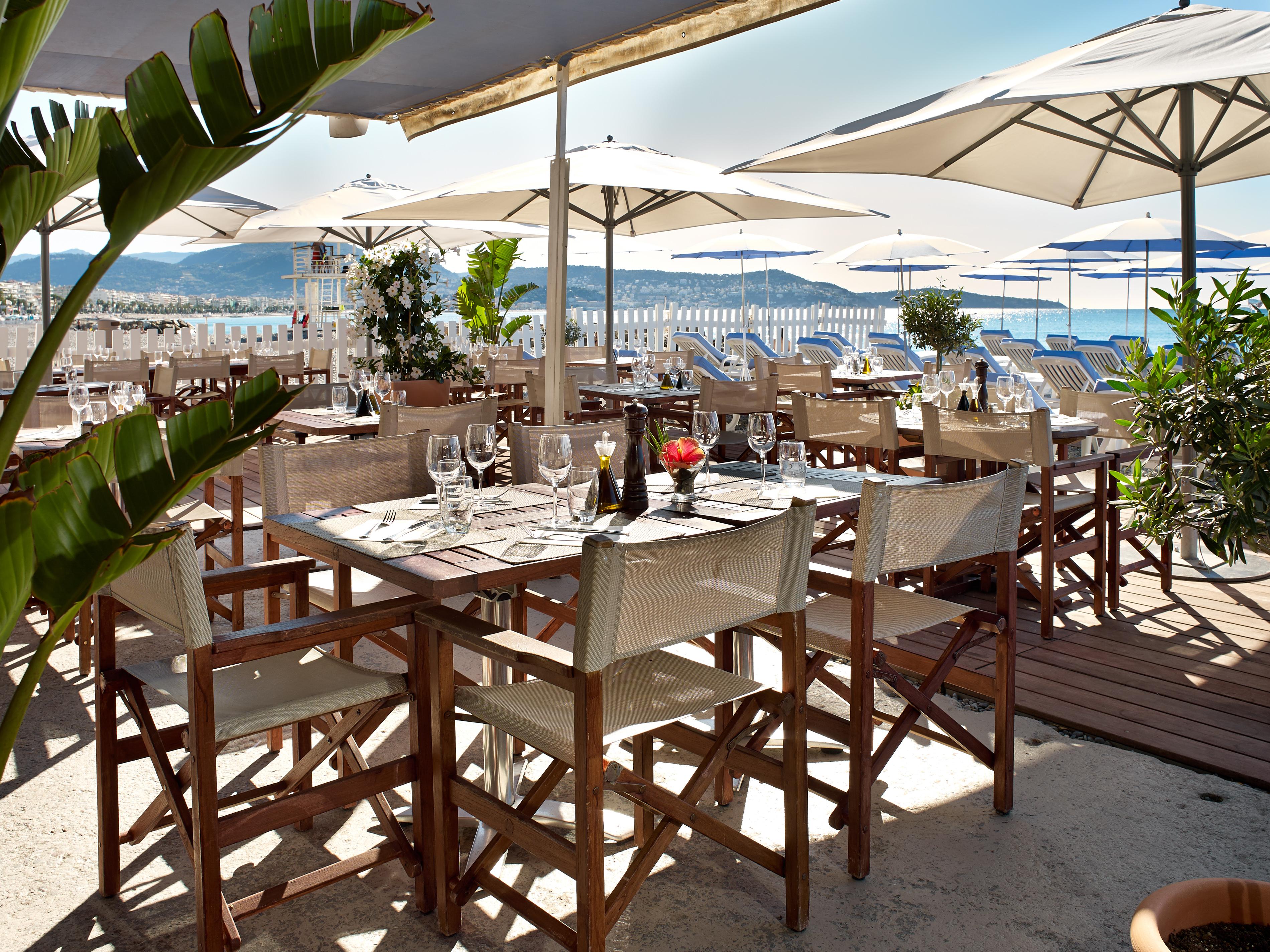 Radisson Blu Hotel Nice Exterior photo