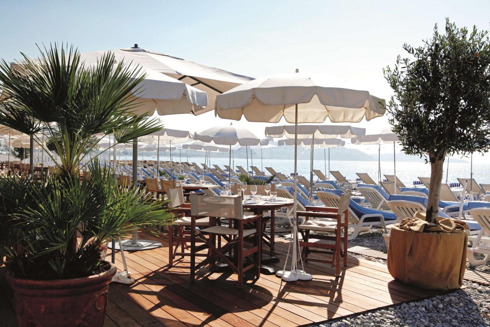 Radisson Blu Hotel Nice Exterior photo