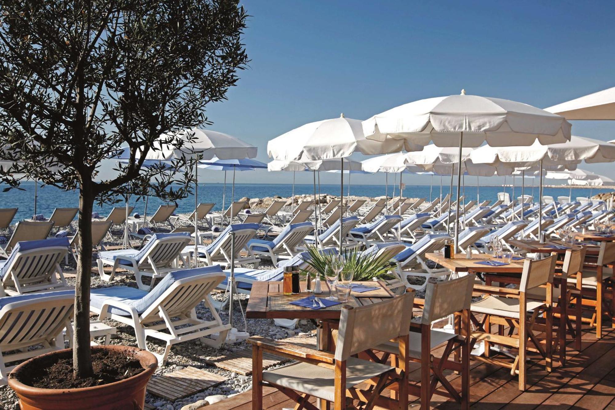 Radisson Blu Hotel Nice Exterior photo